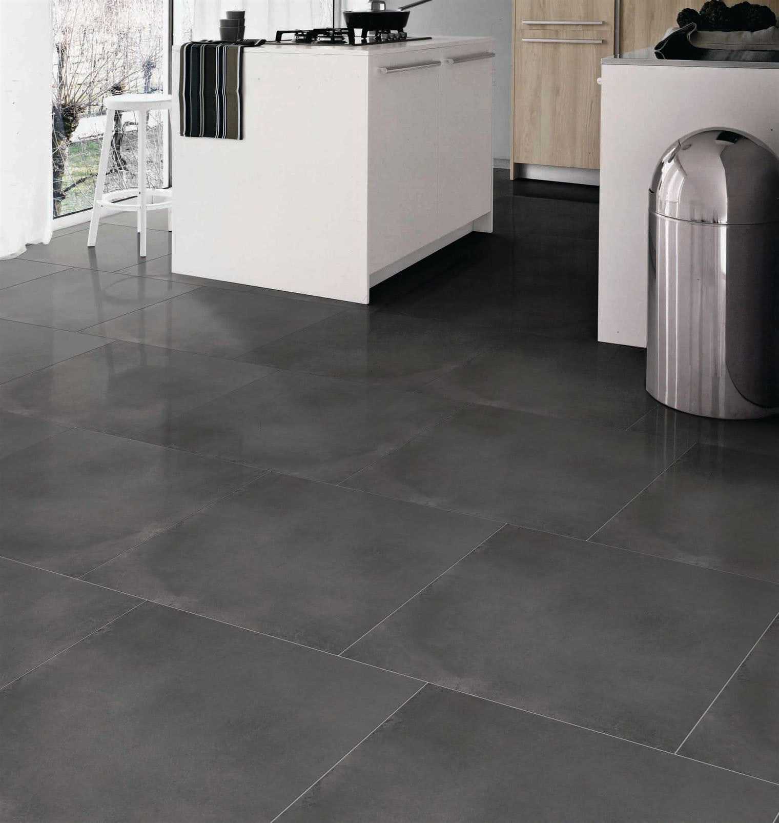 Carrelage gris anthracite salon