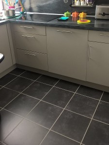 Renover un carrelage sol de cuisine