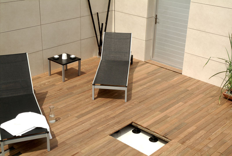 Photo carrelage imitation bois exterieur