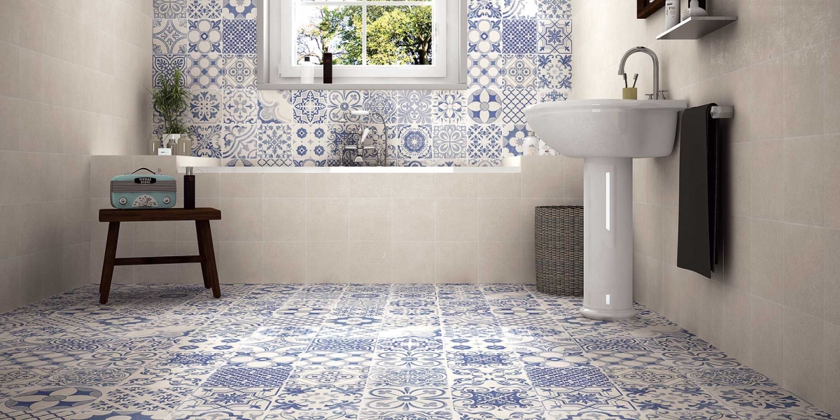 Carrelage bleu et taupe