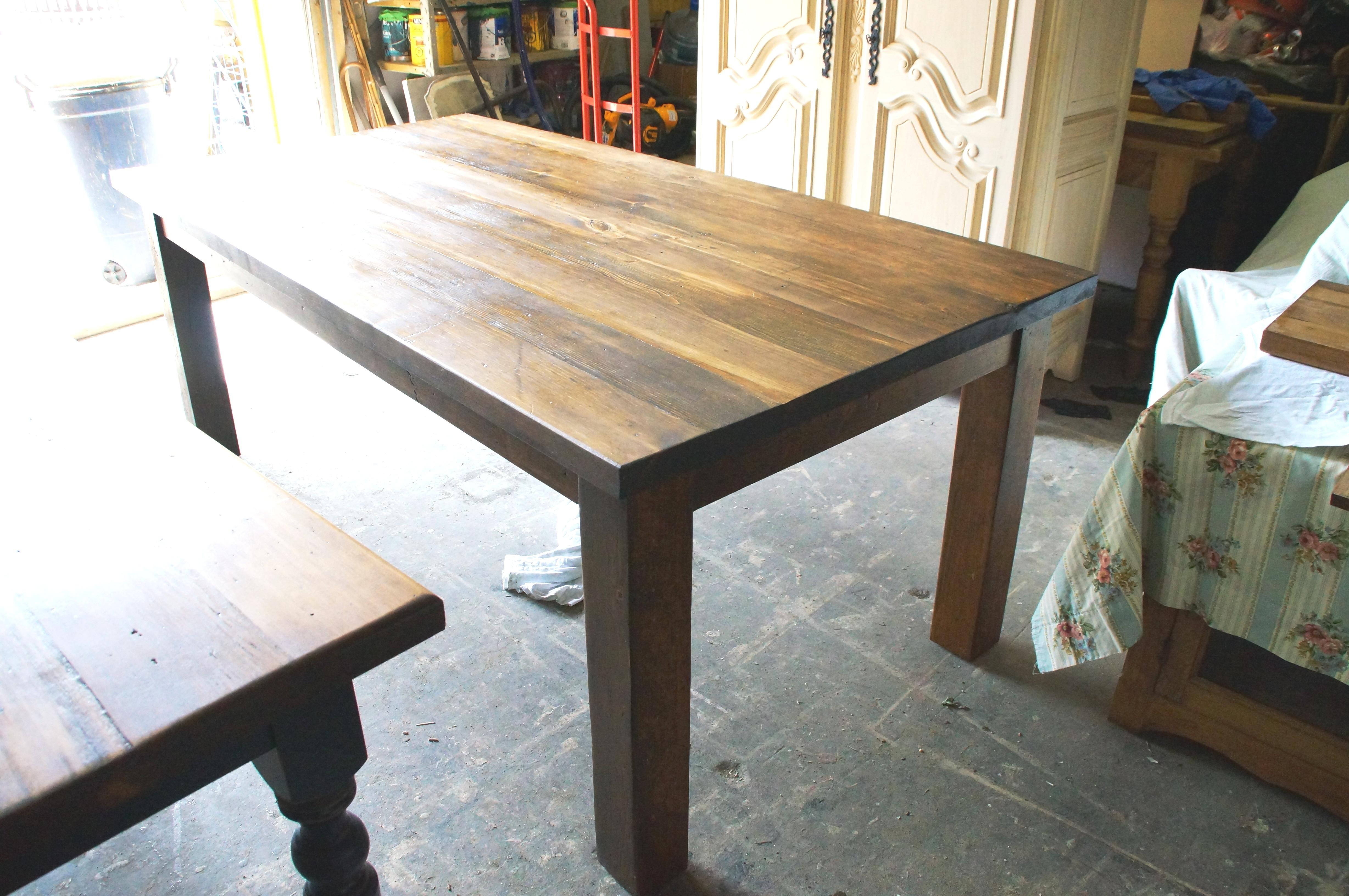 Table de cuisine en bois antique