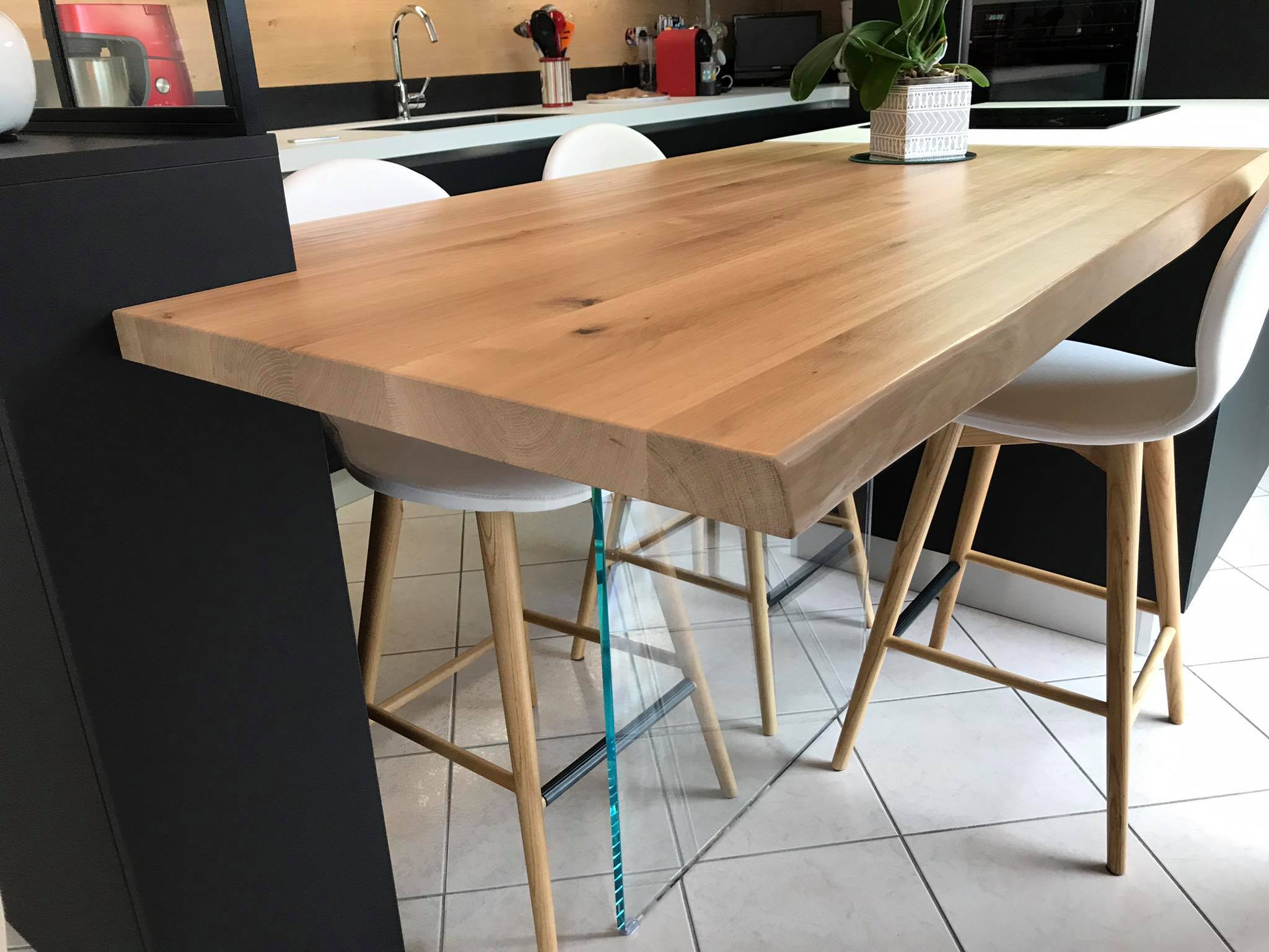 Table de cuisine bois et verre