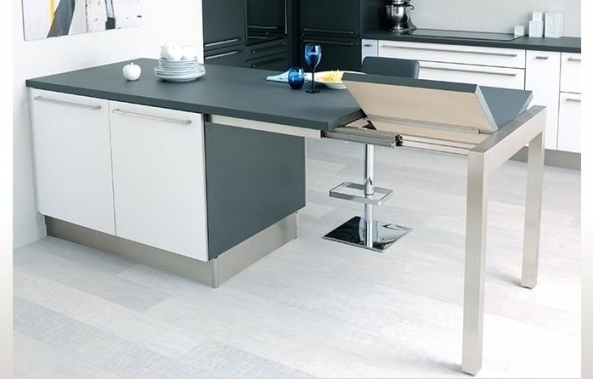 Plan de travail cuisine avec rangement