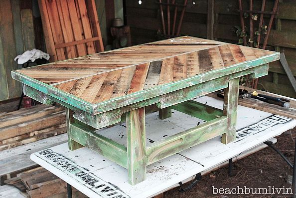 Table de cuisine en bois de palette