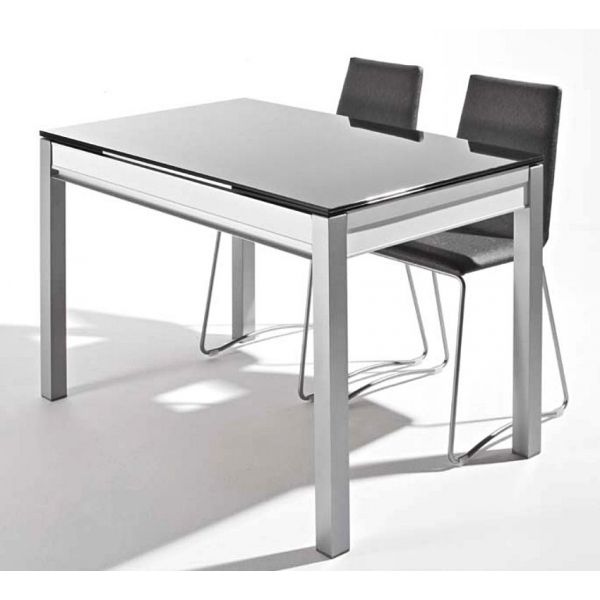 Table de cuisine en verre