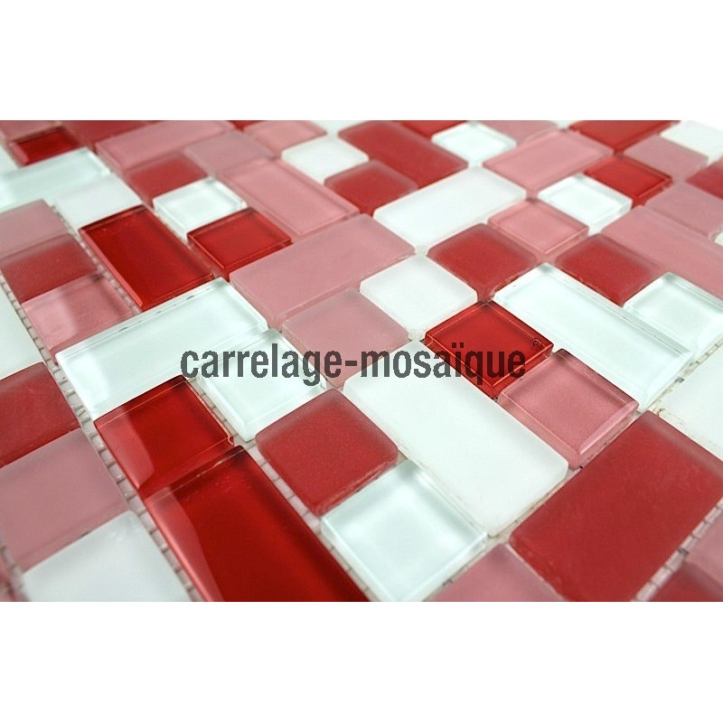 Carrelage mosaique verre rouge