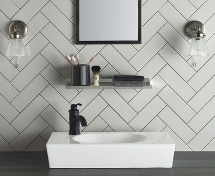 Carrelage blanc chevron